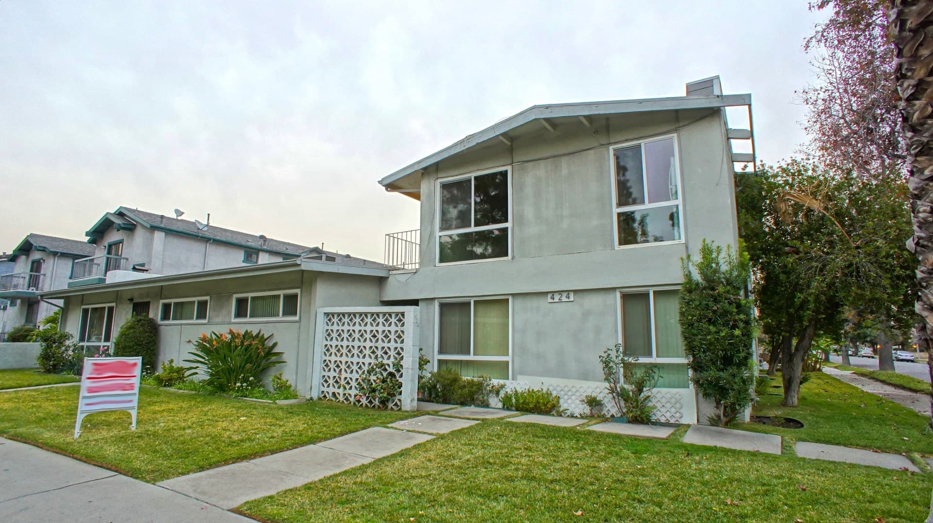 ARCADIA Apartment: 424 S SANTA ANITA AVE