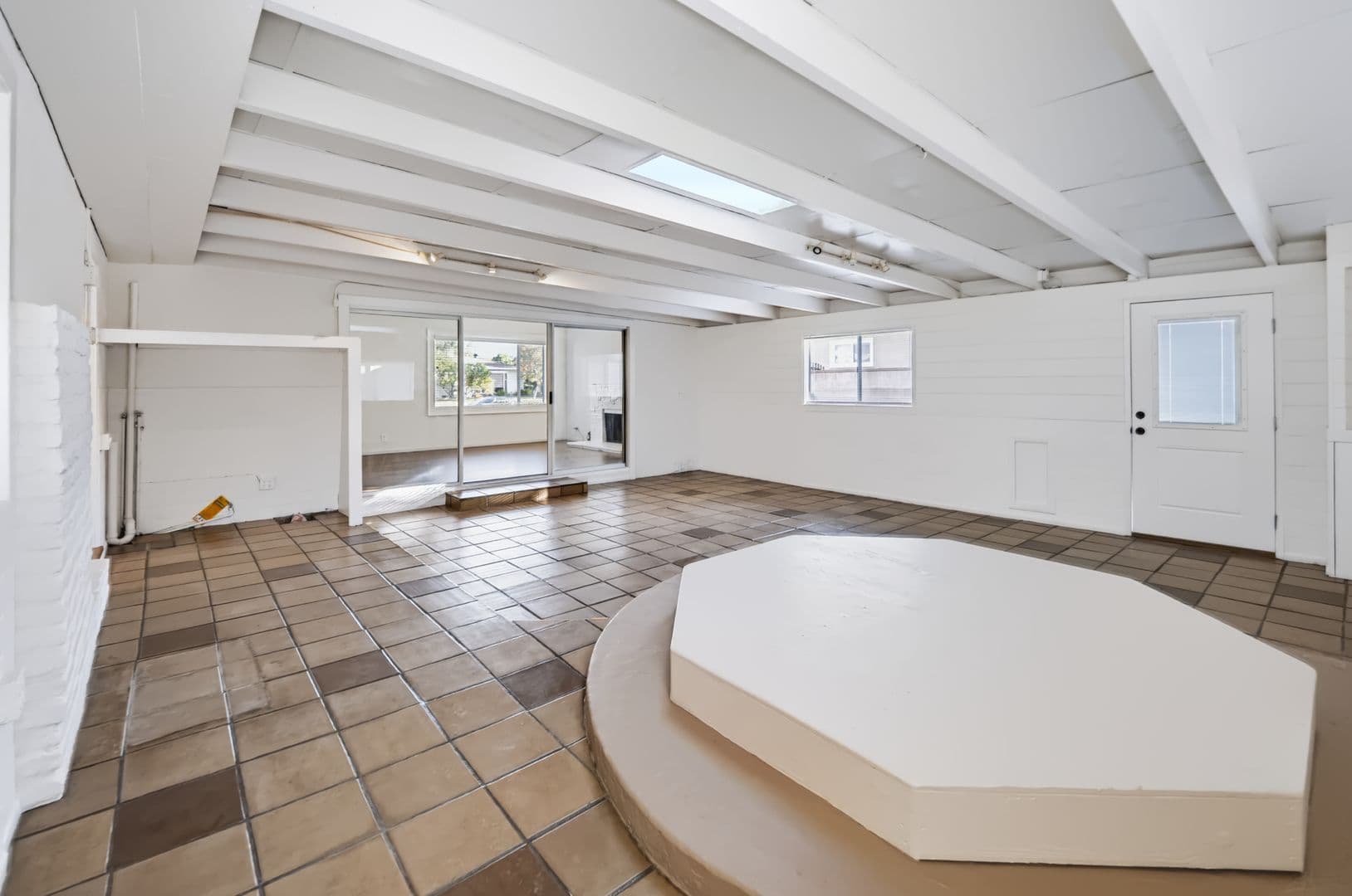 West Covina House: 1130 E Louisa Ave