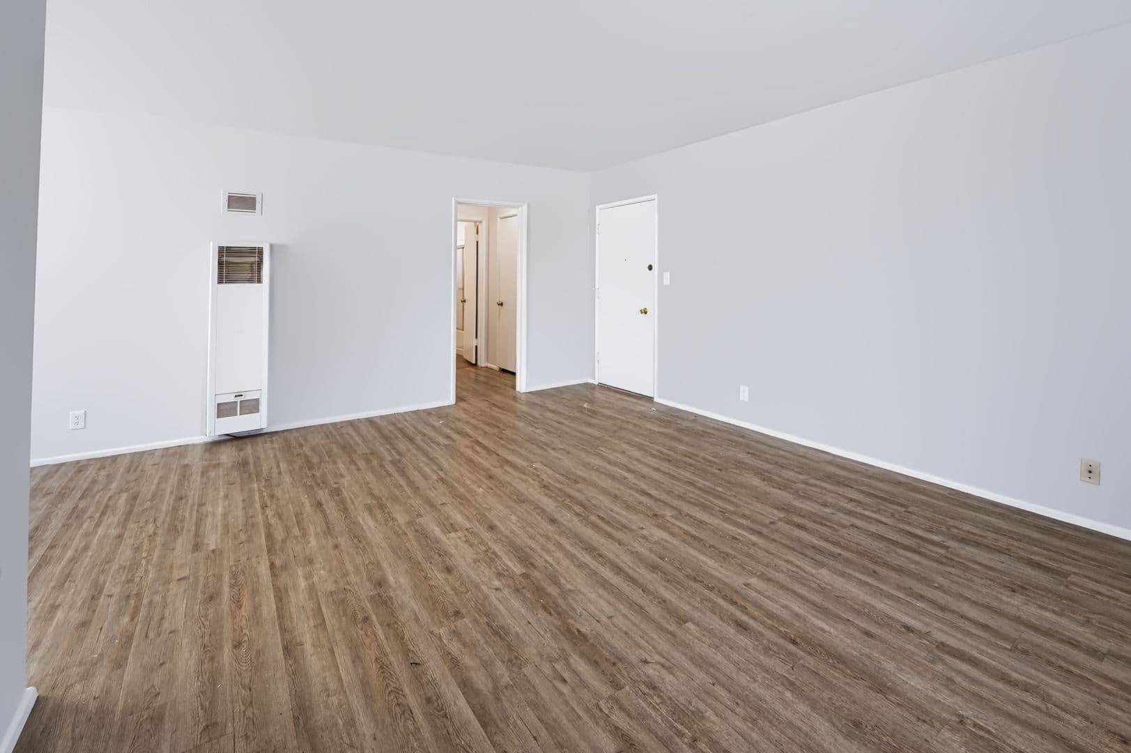 COVINA Apartment: 270 ORLANDO WAY