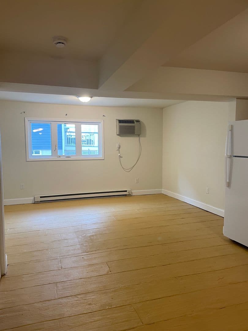 Ocean Grove Apartment: 16 Lake Avenue