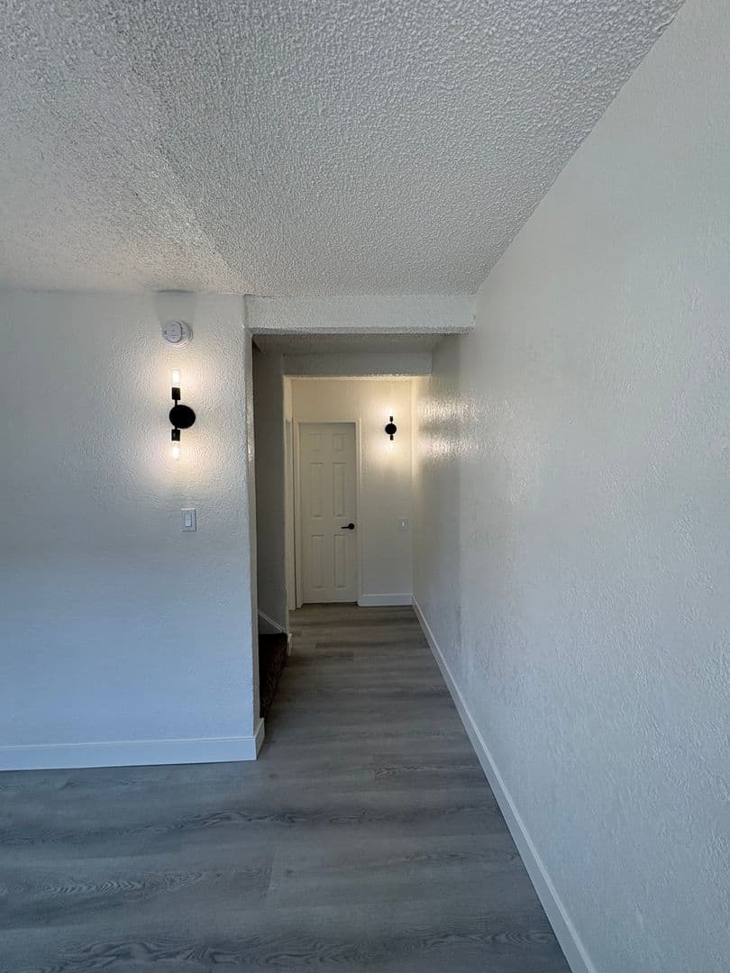 WILMINGTON Apartment: 1025 N. Wilmington Blvd.