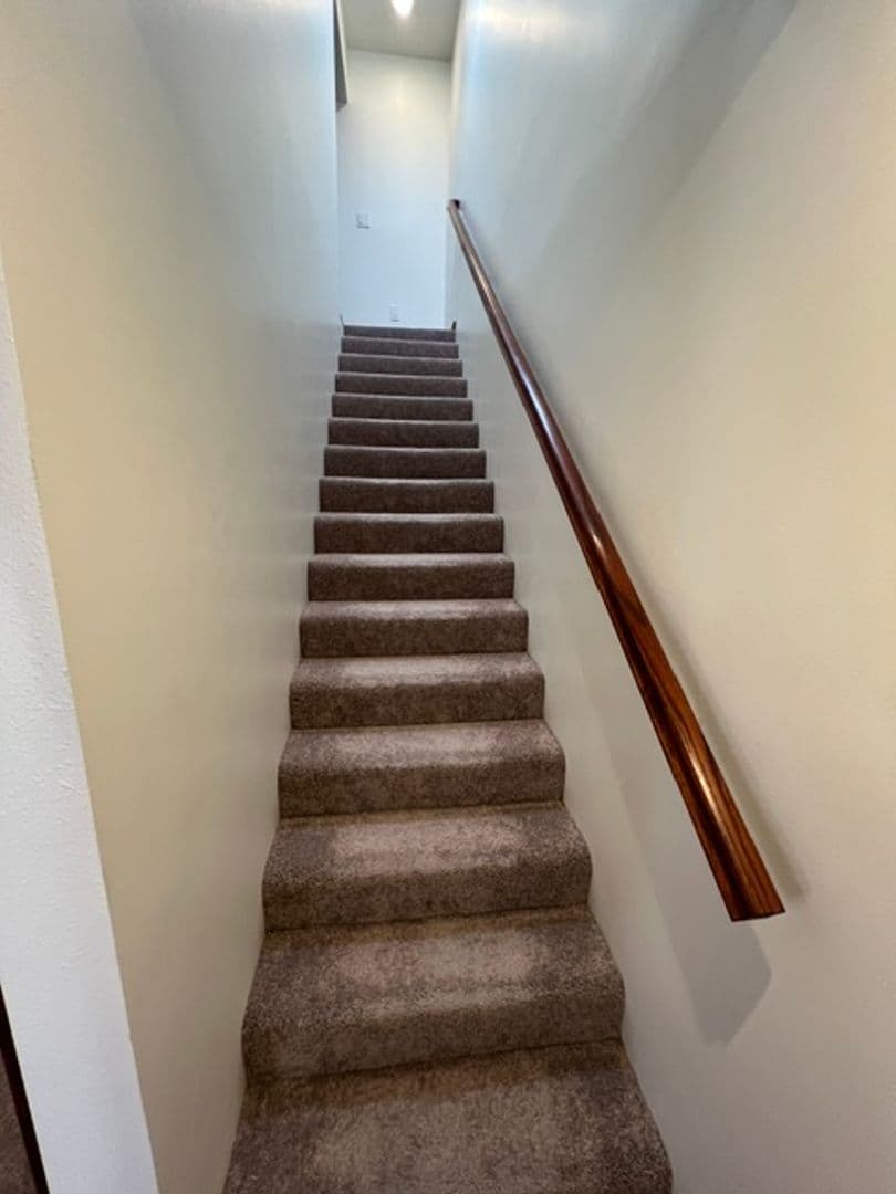 Redondo Beach House: 2007 Voorhees Ave
