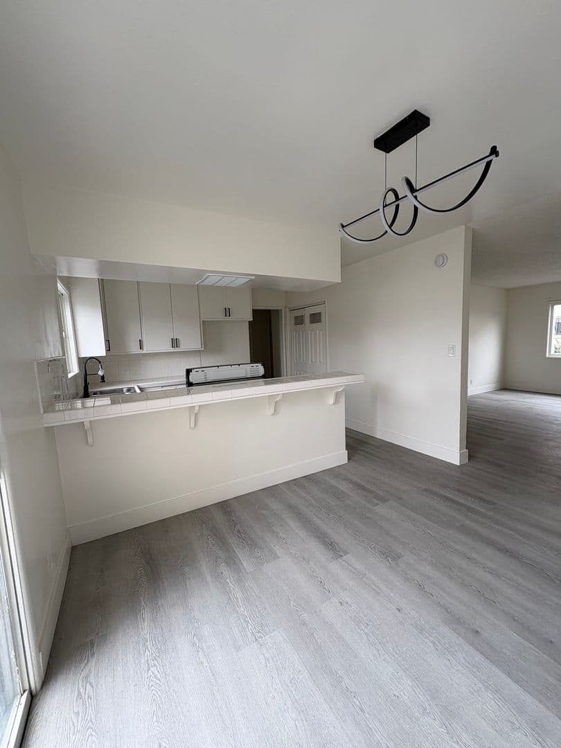 GARDENA Apartment: 14514- 14518 S. Berendo Ave.