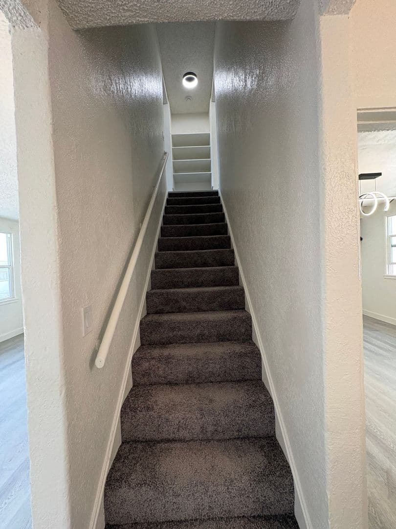 WILMINGTON Apartment: 1025 N. Wilmington Blvd.