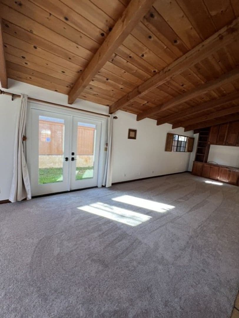 Redondo Beach House: 2007 Voorhees Ave