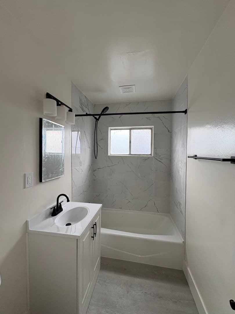 GARDENA Apartment: 14514- 14518 S. Berendo Ave.