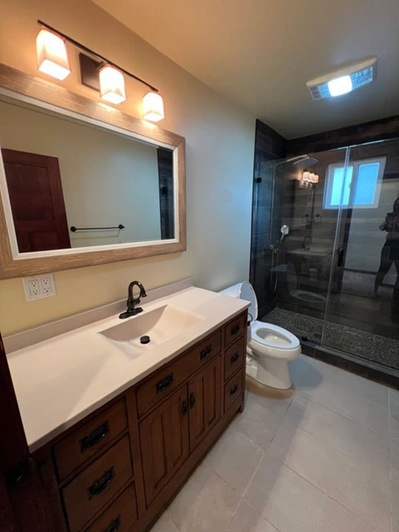 Redondo Beach House: 2007 Voorhees Ave