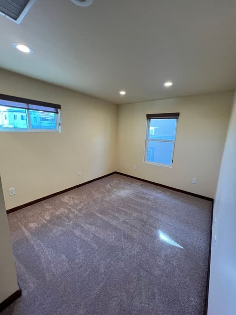 Redondo Beach House: 2007 Voorhees Ave