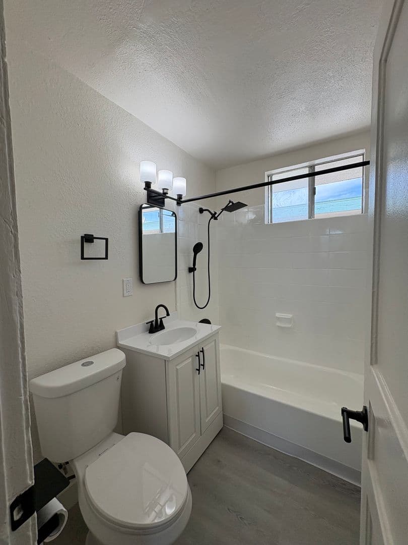 WILMINGTON Apartment: 1025 N. Wilmington Blvd.