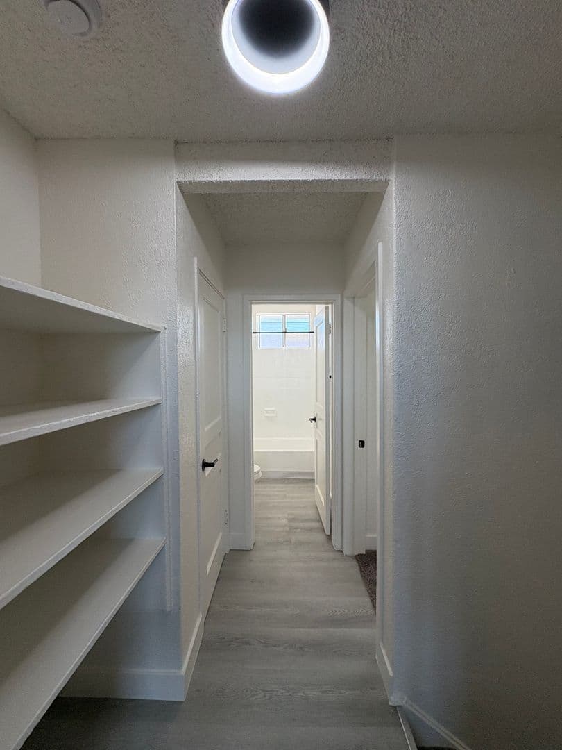 WILMINGTON Apartment: 1025 N. Wilmington Blvd.