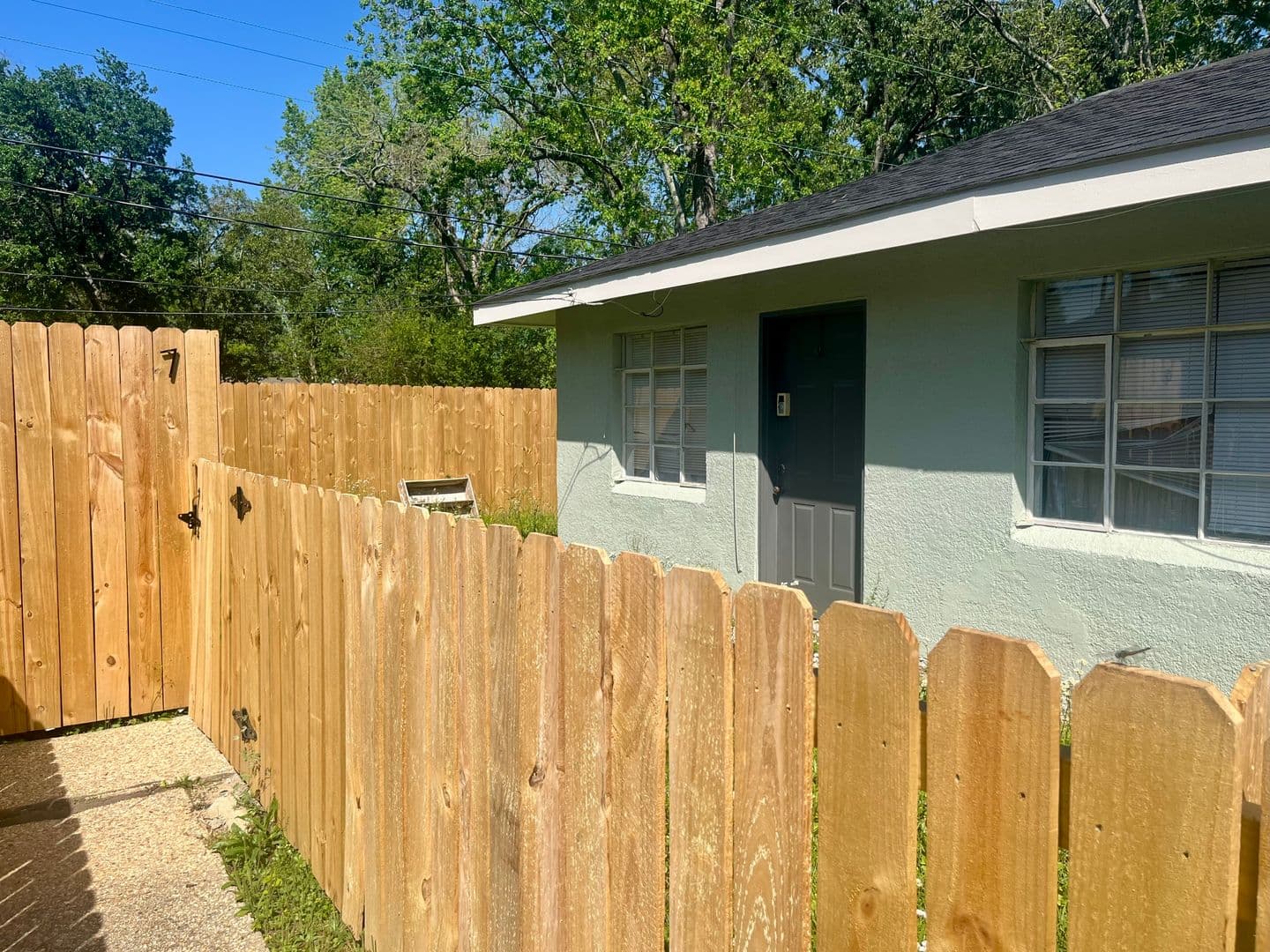 Baton Rouge Apartment: 2150 Elissalde St.