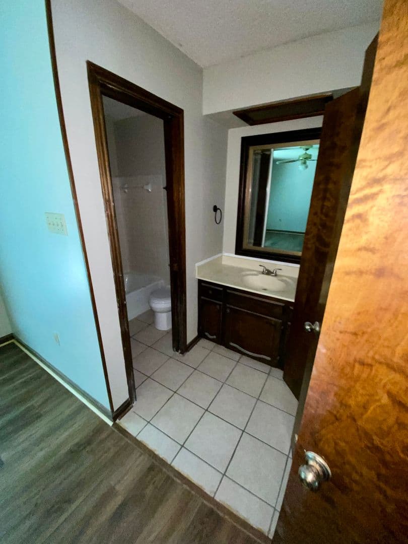 Baton Rouge House: 1331 Knollhaven Dr.