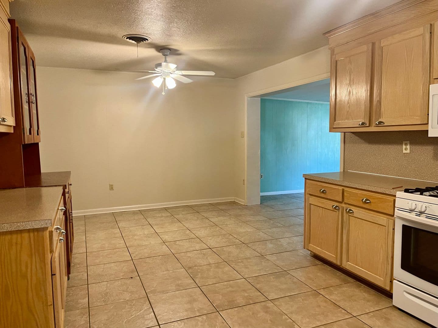 Baton Rouge House: 9760 Judi Ave.
