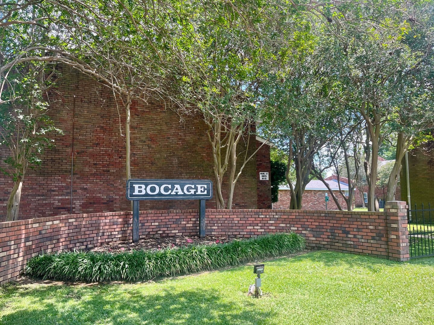 Baton Rouge House: 1701 Lobdell Ave.