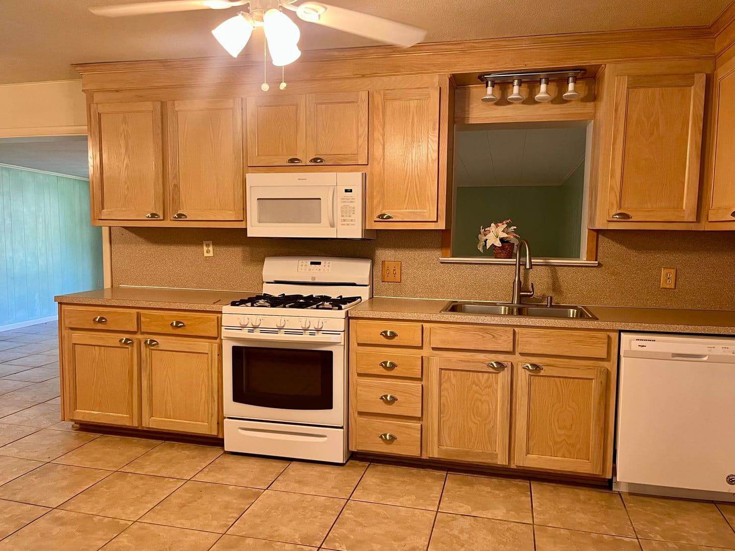 Baton Rouge House: 9760 Judi Ave.