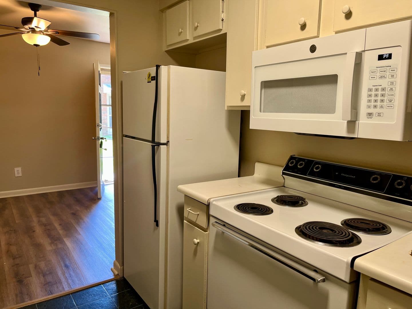 Baton Rouge House: 1701 Lobdell Ave.