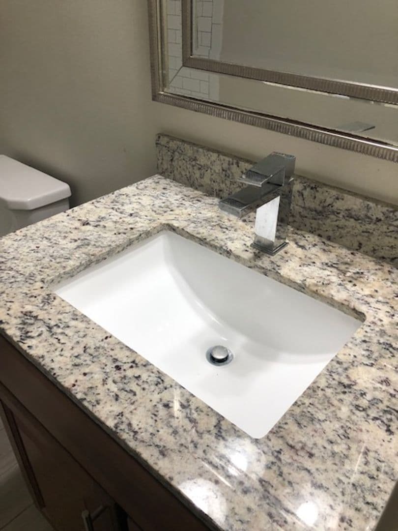 Baton Rouge Apartment: 3328 Carlotta St