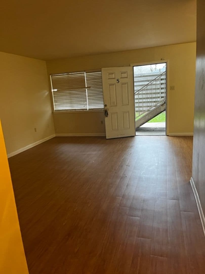Baton Rouge Apartment: 866 Arlington Ave.