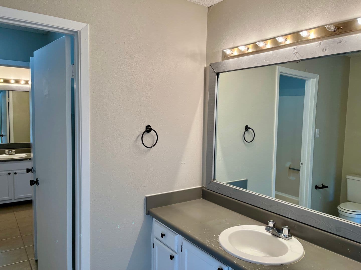 Baton Rouge Apartment: 5120 Everett Ln.