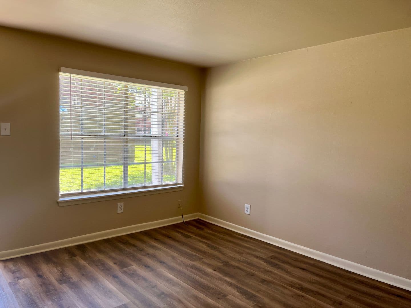 Baton Rouge House: 1701 Lobdell Ave.