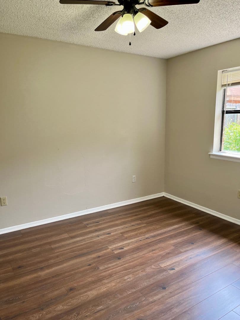 Baton Rouge Apartment: 5120 Everett Ln.
