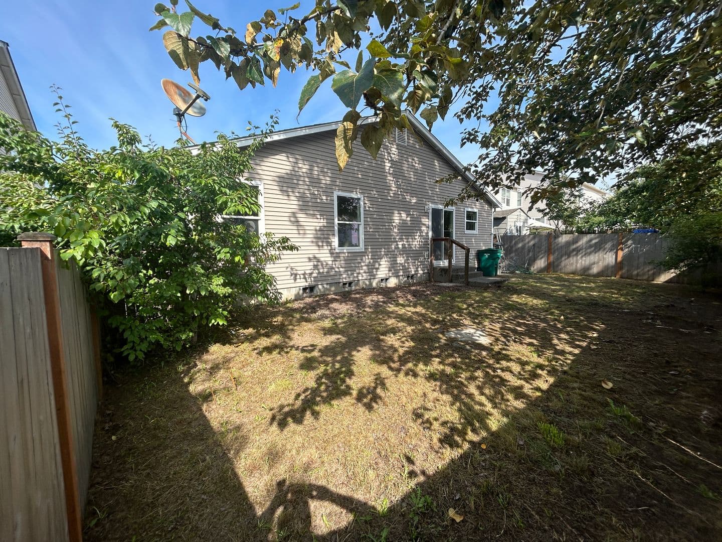 Auburn House: 29656 124th Pl SE
