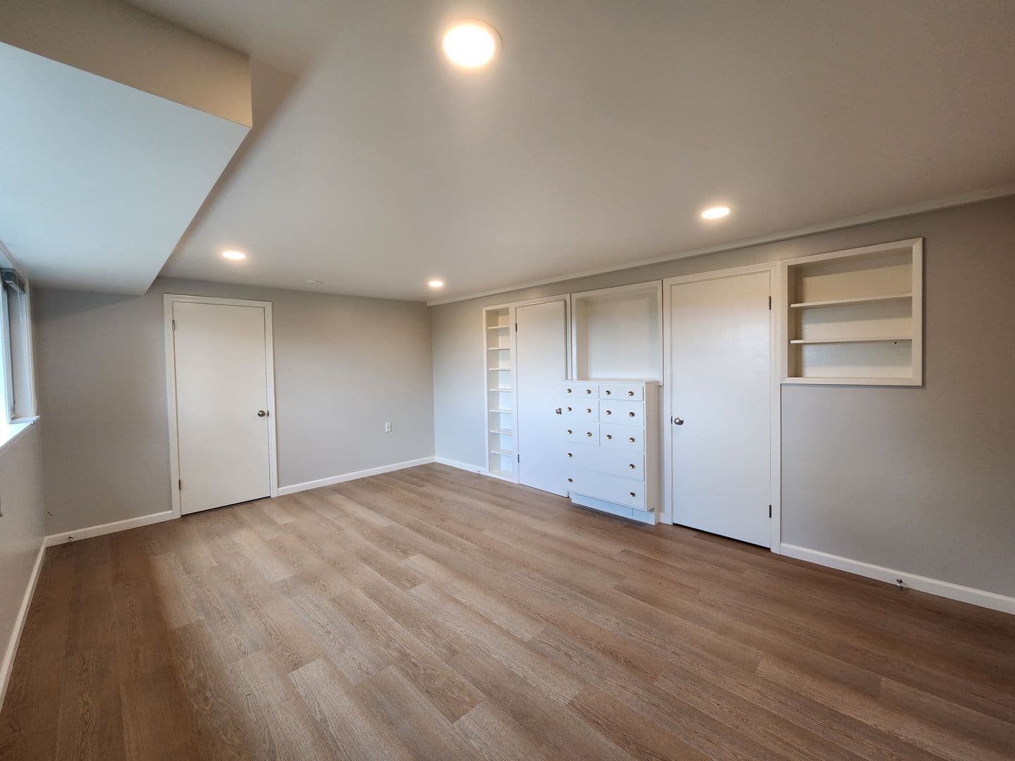 Lake Forest Park House: 16320 34th Ave NE