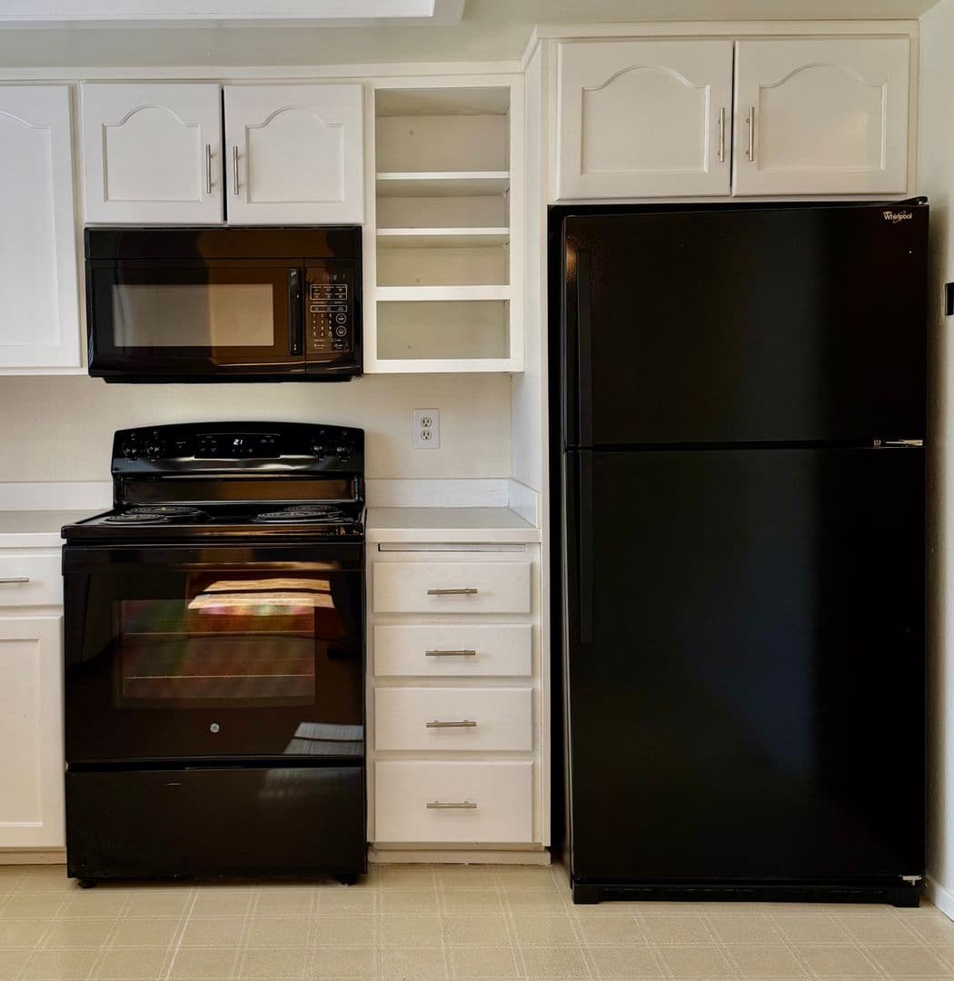 Kirkland House: 9235 NE 142nd St