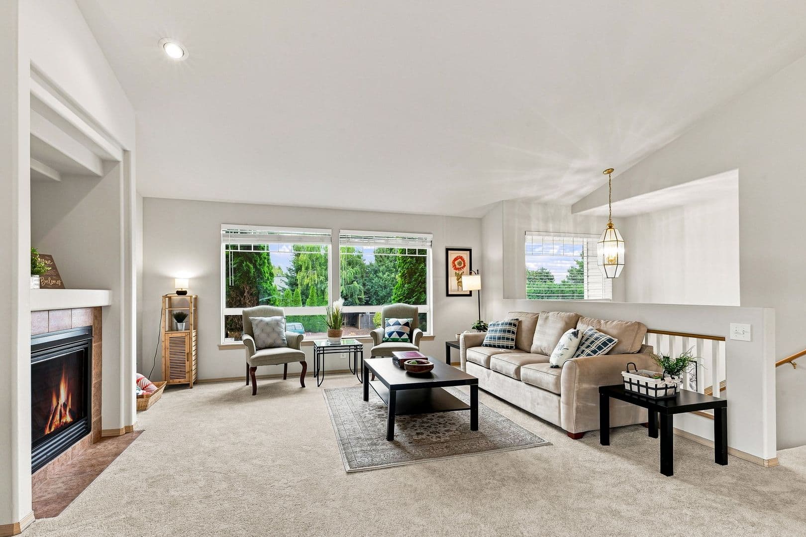 Lynnwood House: 714 144th St SW