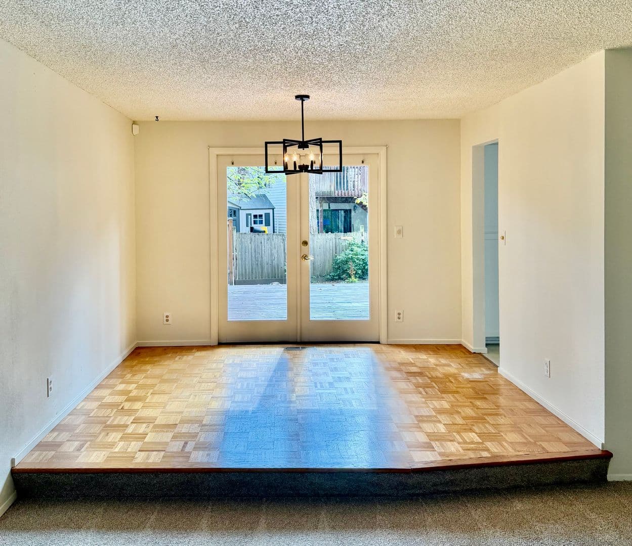 Kirkland House: 9235 NE 142nd St