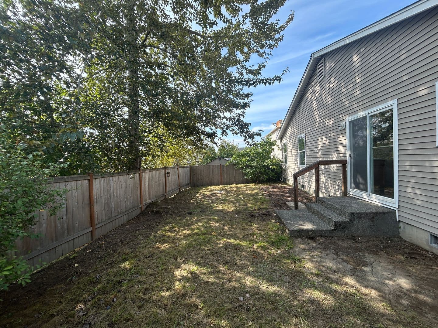 Auburn House: 29656 124th Pl SE