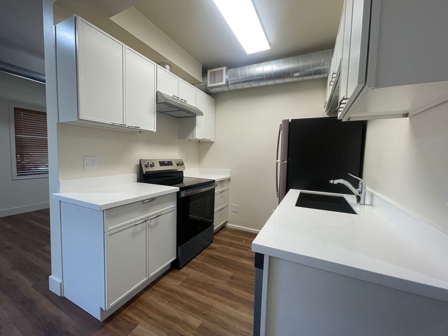 Everett Apartment: 3208 Wetmore Ave