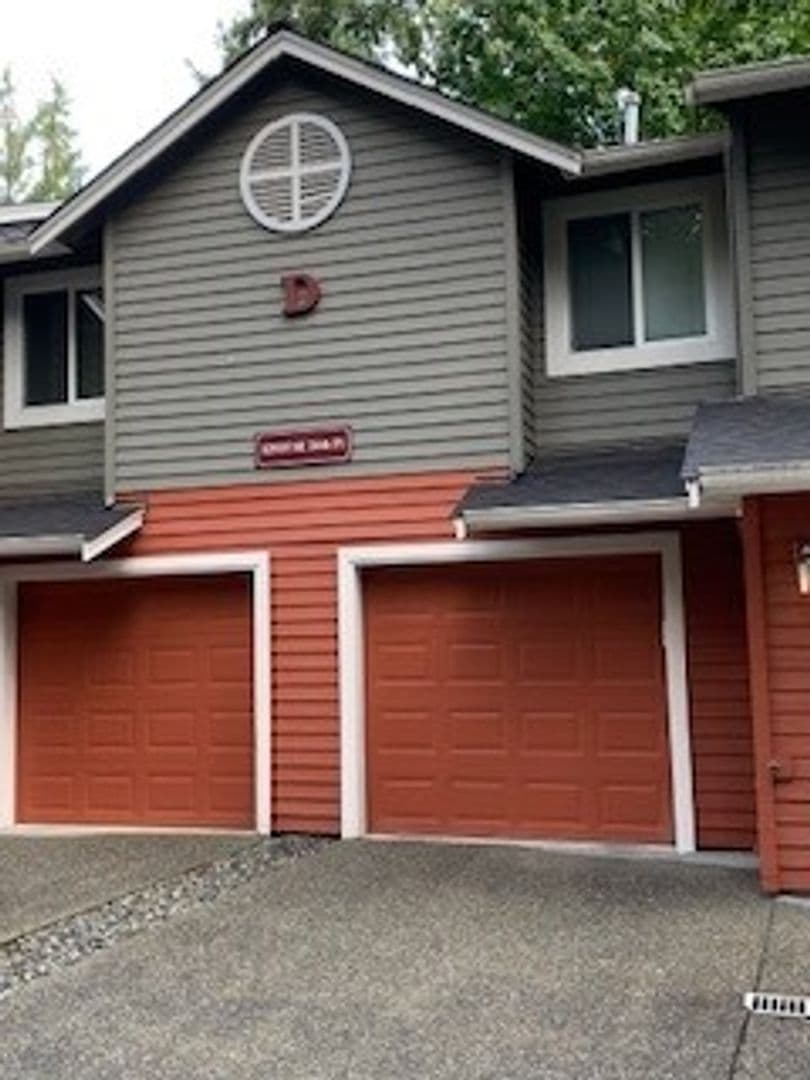 Bellevue Condo: 12935 SE 26th Pl, Unit D-3