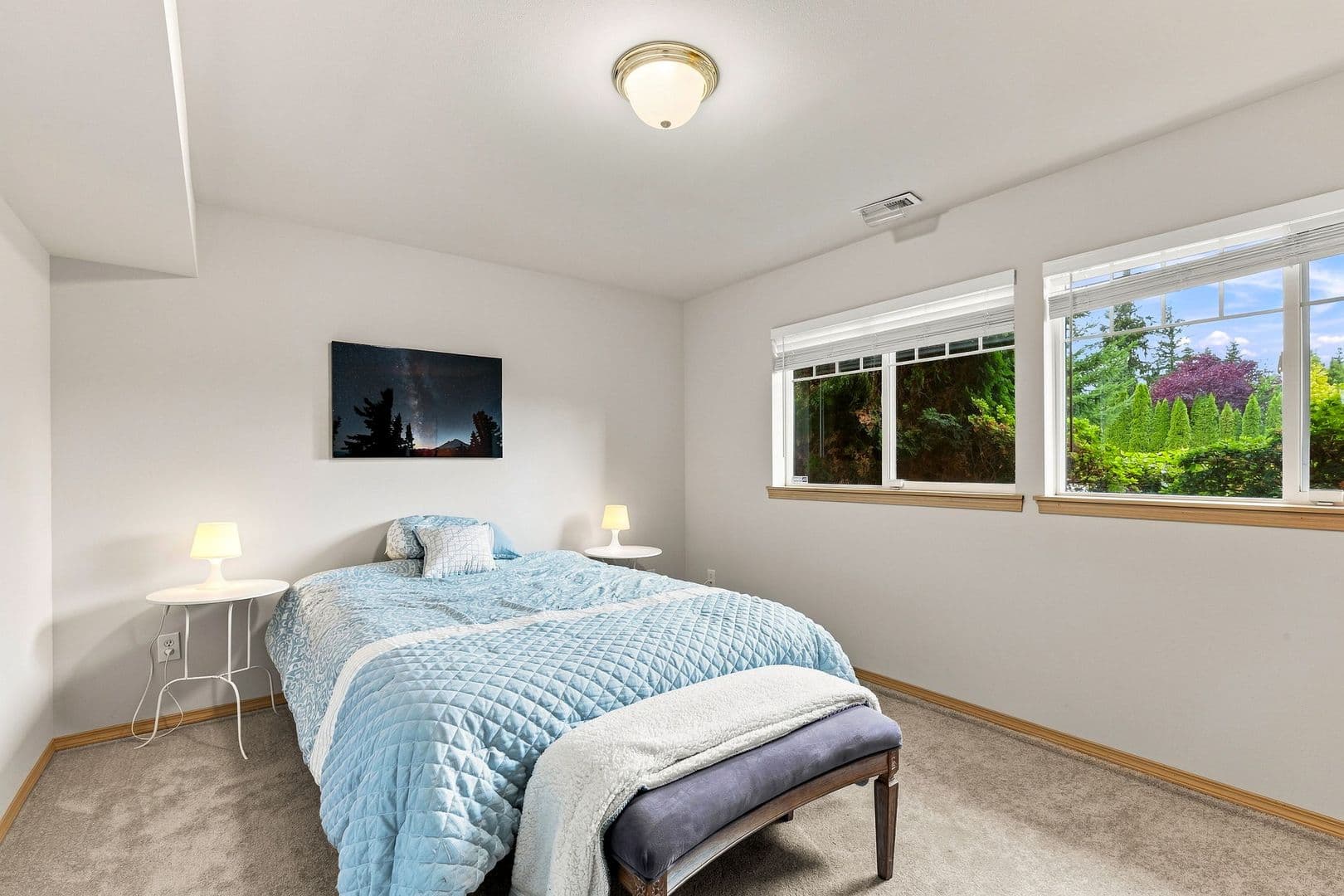 Lynnwood House: 714 144th St SW