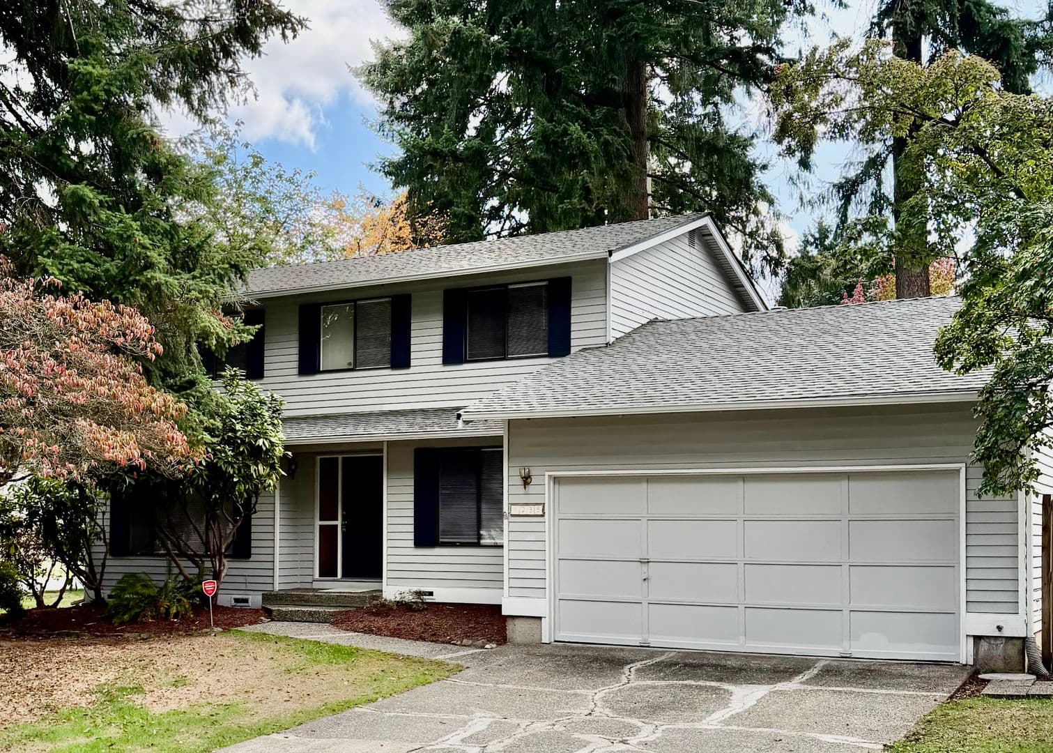 Kirkland House: 9235 NE 142nd St