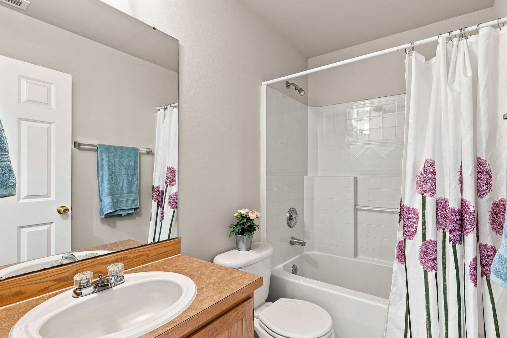 Lynnwood House: 714 144th St SW