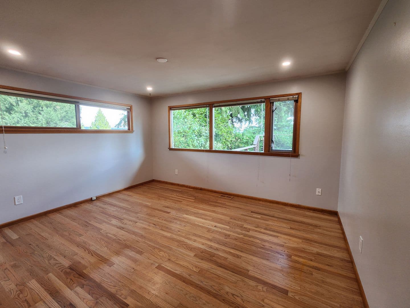 Lake Forest Park House: 16320 34th Ave NE