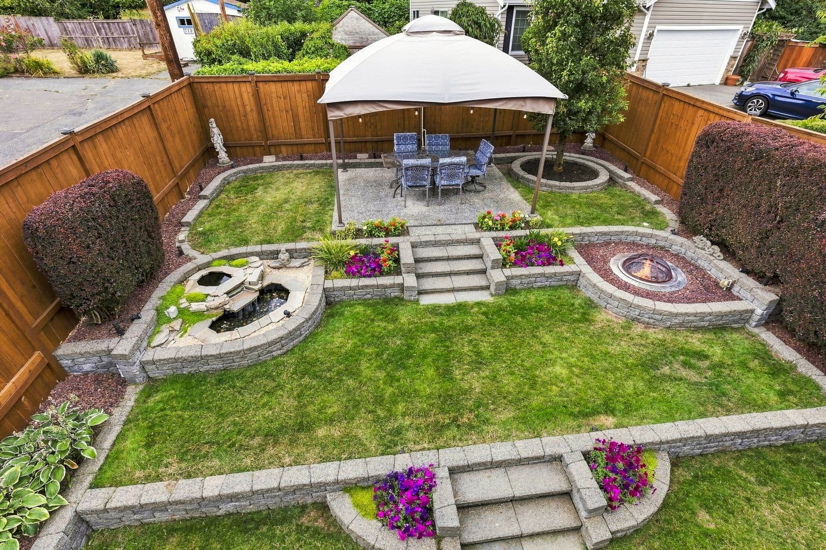 Lynnwood House: 714 144th St SW