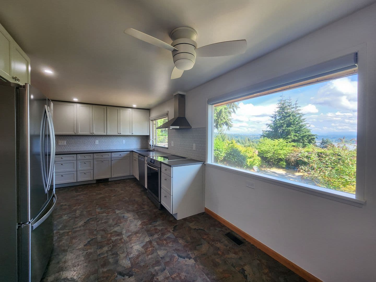 Lake Forest Park House: 16320 34th Ave NE