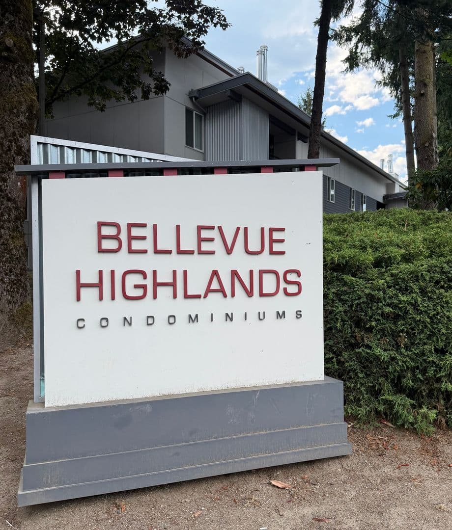 Bellevue Condo: 14580 NE 31st St., Unit G-205