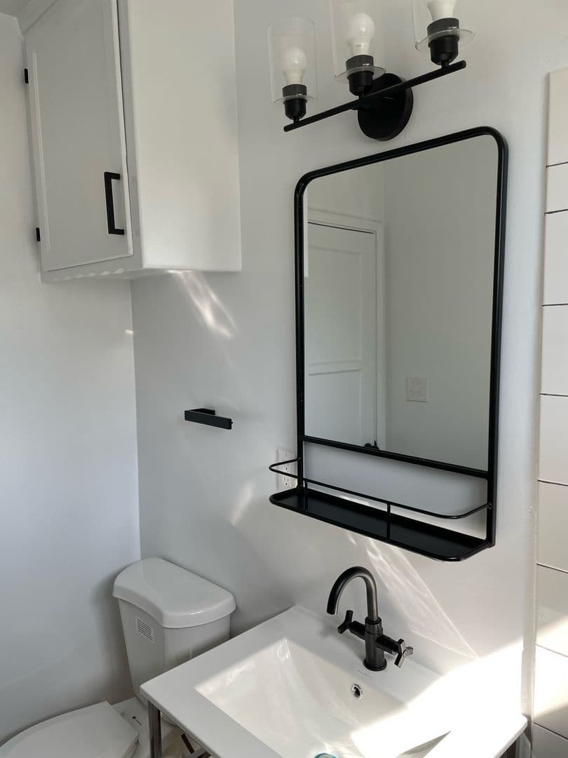 Culver City Apartment: 5317 Kinston Ave