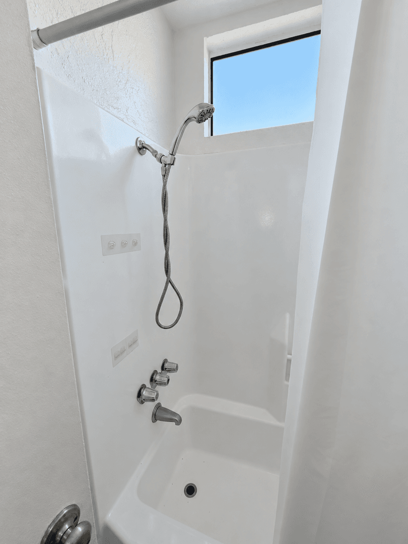 West Hills Apartment: 8485 Valley Circle Blvd