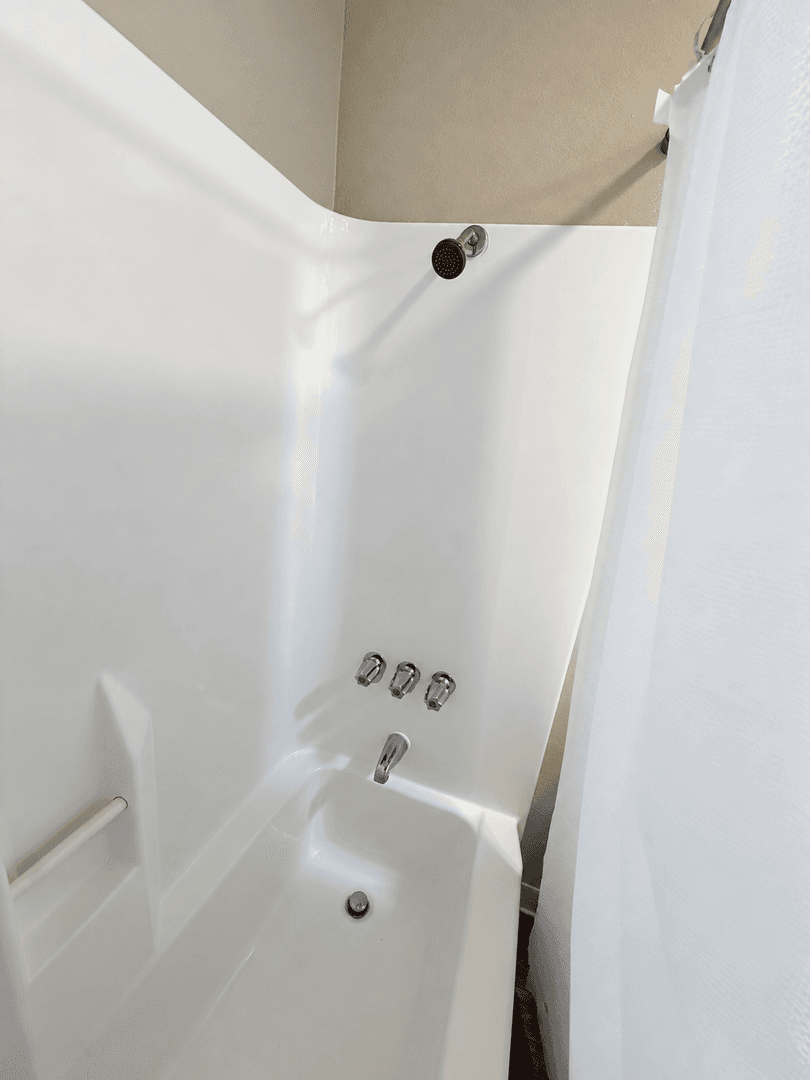 West Hills Apartment: 23901 Los Rosas