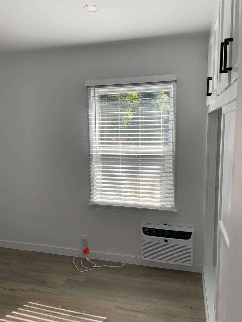 Culver City Apartment: 5317 Kinston Ave