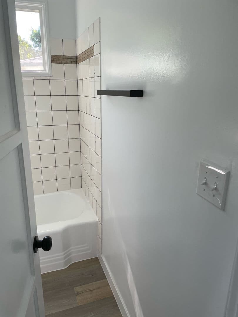 Culver City Apartment: 5317 Kinston Ave