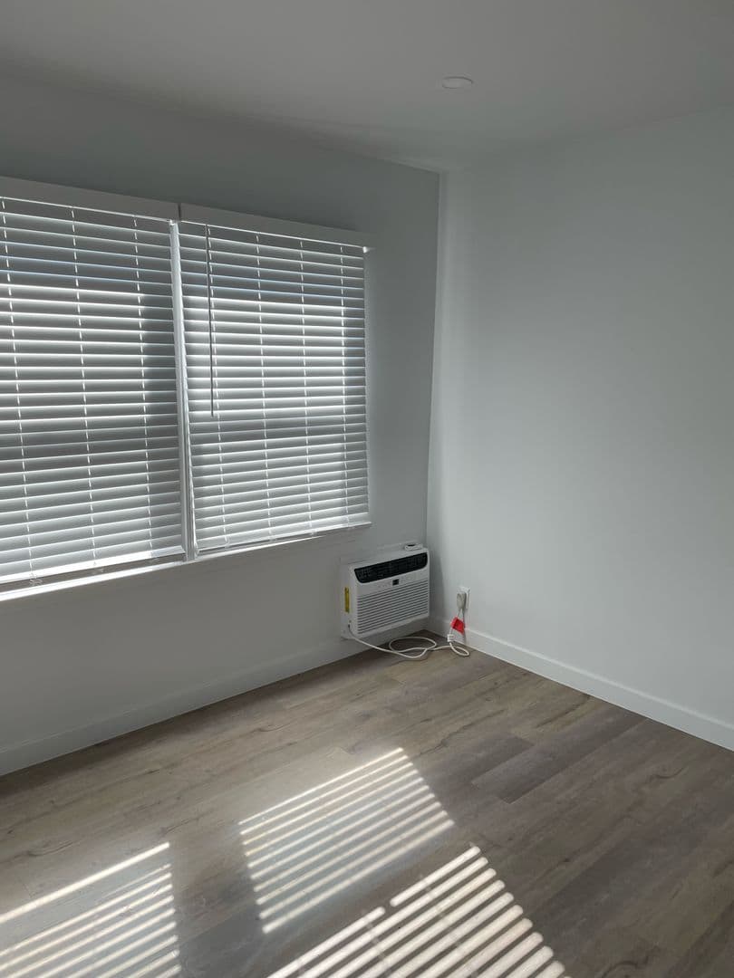 Culver City Apartment: 5317 Kinston Ave