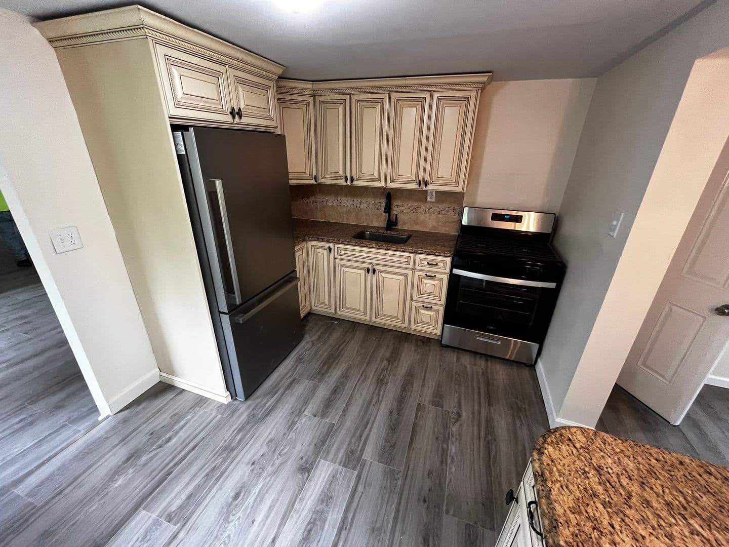Cohoes Apartment: 5 River Street