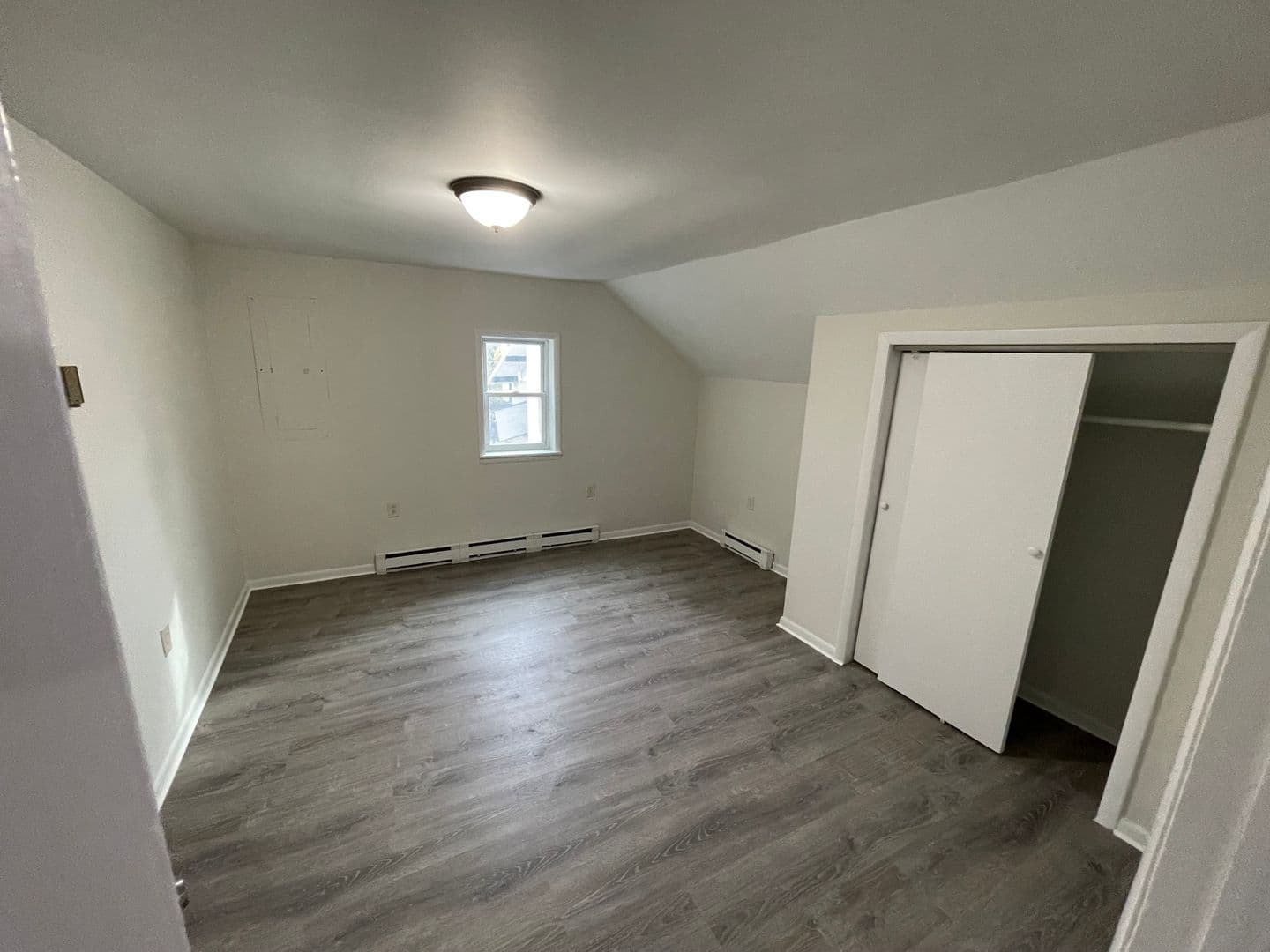 Duanesburg Apartment: 1810-1812 Duanesburg Rd