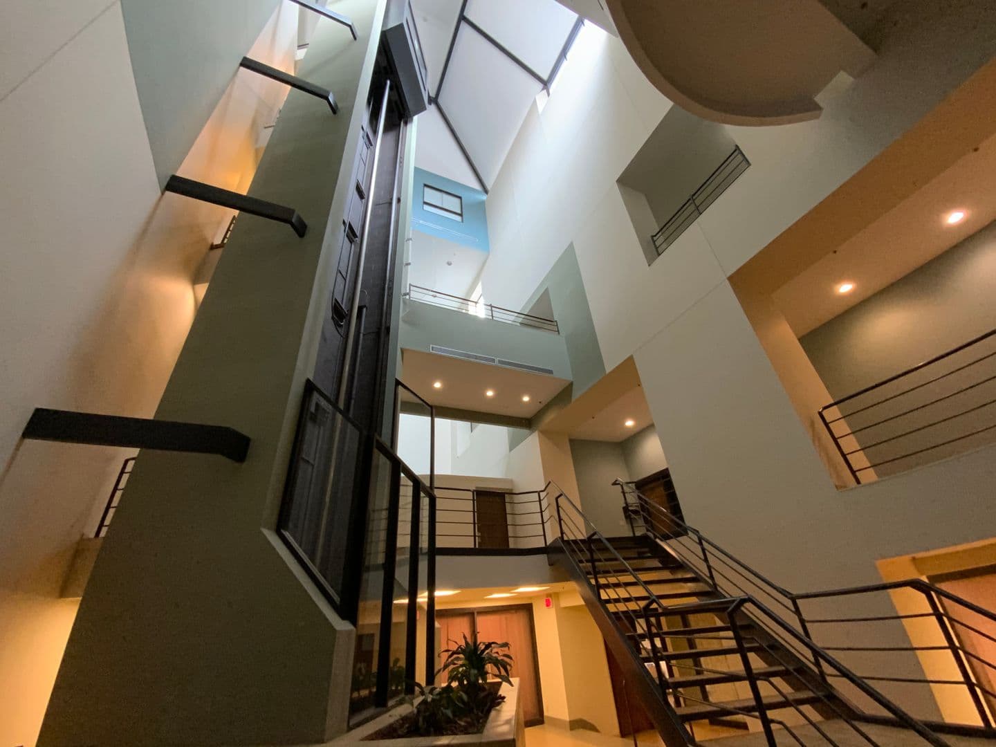 Albany Apartment: 99 Pine Street