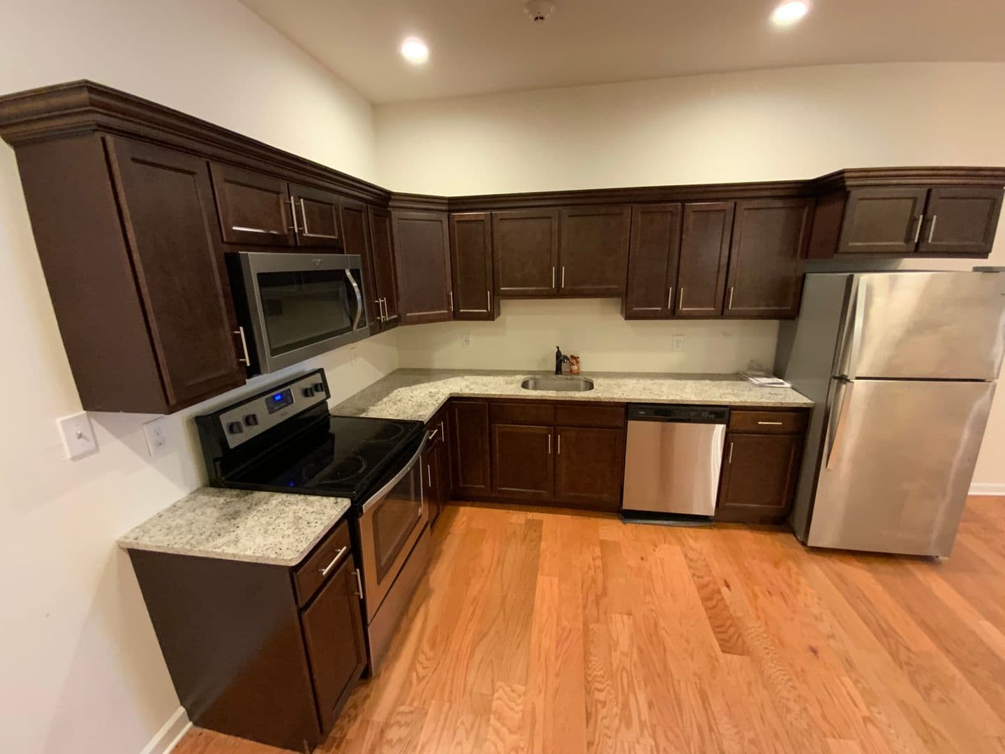 Albany Apartment: 99 Pine Street